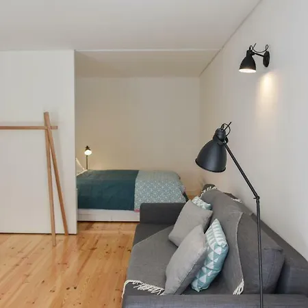 New Studio With Balcony * Oporto